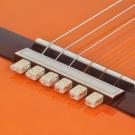 Gitarrensaitenendstück in Perlweiß Knochen